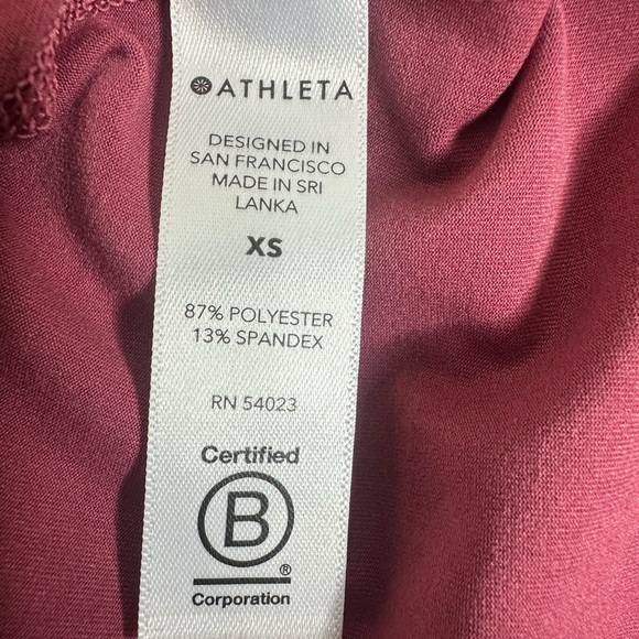 Athleta Nitro tank top size extra small maroon color - Picture 4 of 5